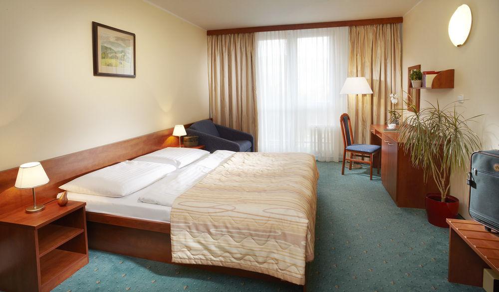 Pinia Hotel & Resort Spindleruv Mlyn Bagian luar foto