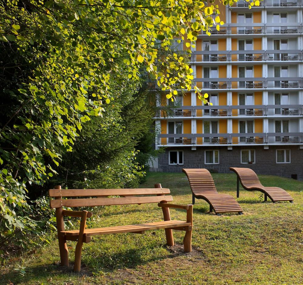 Pinia Hotel & Resort Spindleruv Mlyn Bagian luar foto