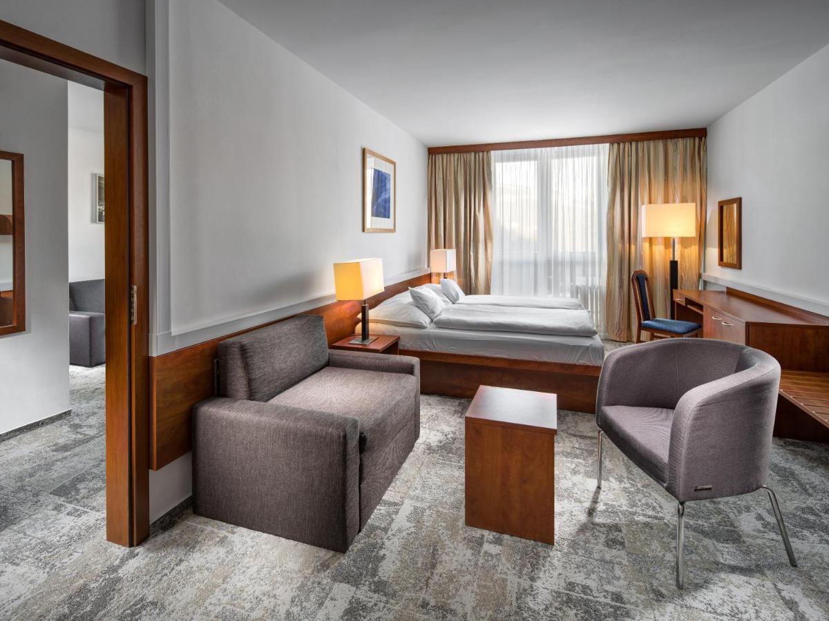 Pinia Hotel & Resort Spindleruv Mlyn Bagian luar foto
