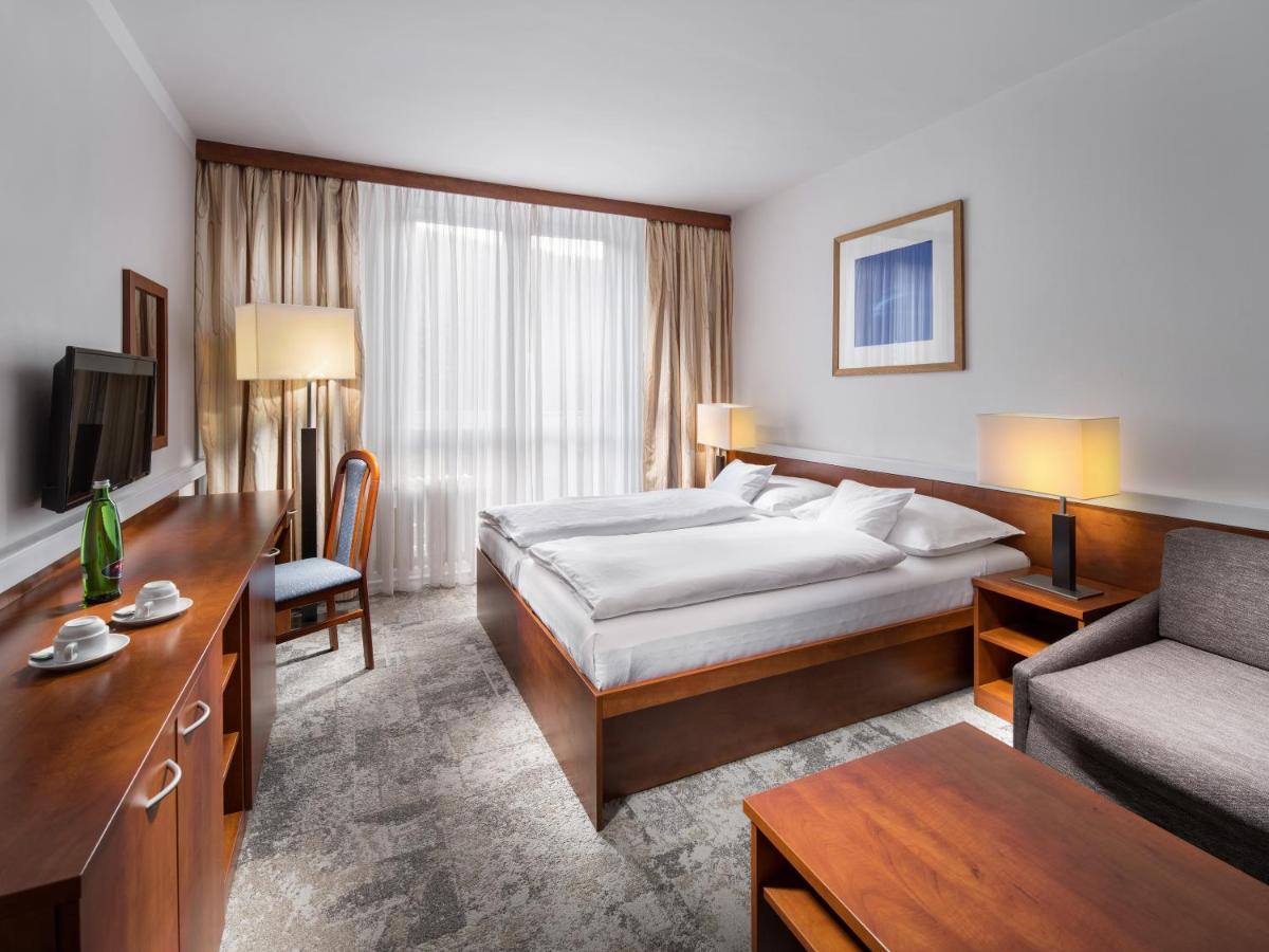 Pinia Hotel & Resort Spindleruv Mlyn Bagian luar foto