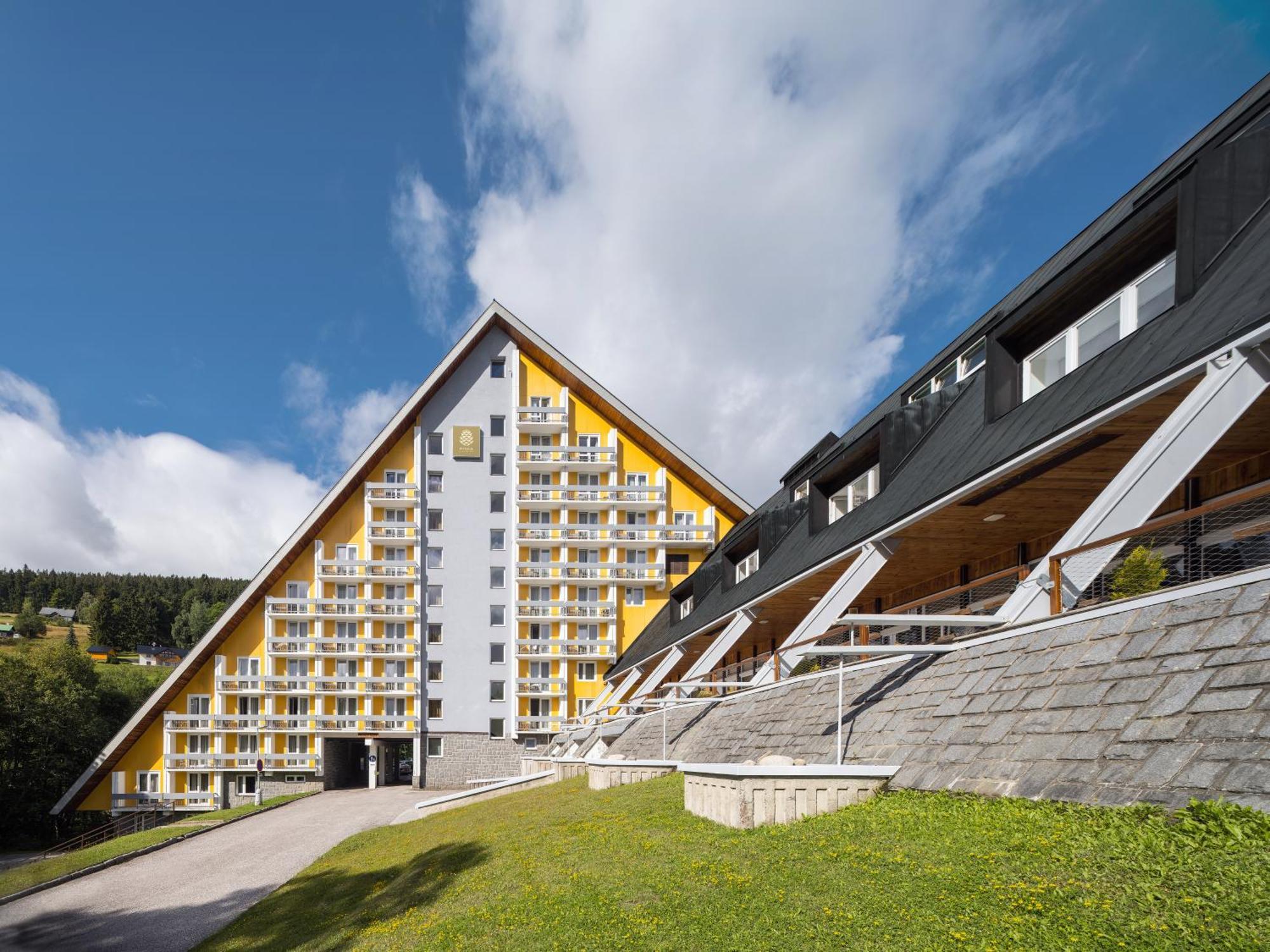 Pinia Hotel & Resort Spindleruv Mlyn Bagian luar foto
