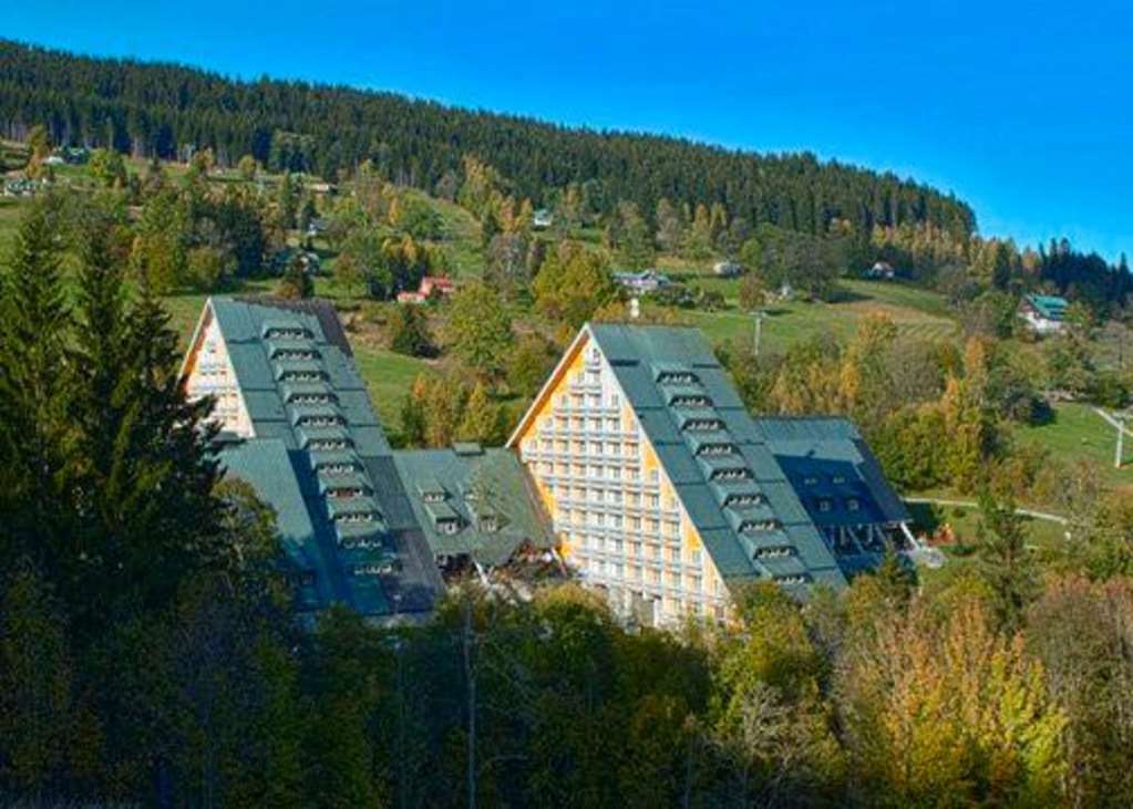 Pinia Hotel & Resort Spindleruv Mlyn Bagian luar foto